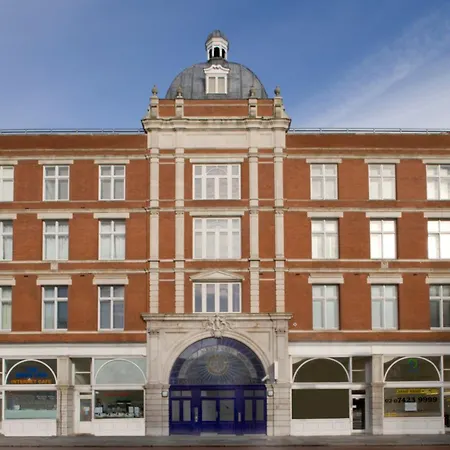 Marlin Apartments Commercial Road - Limehouse-2